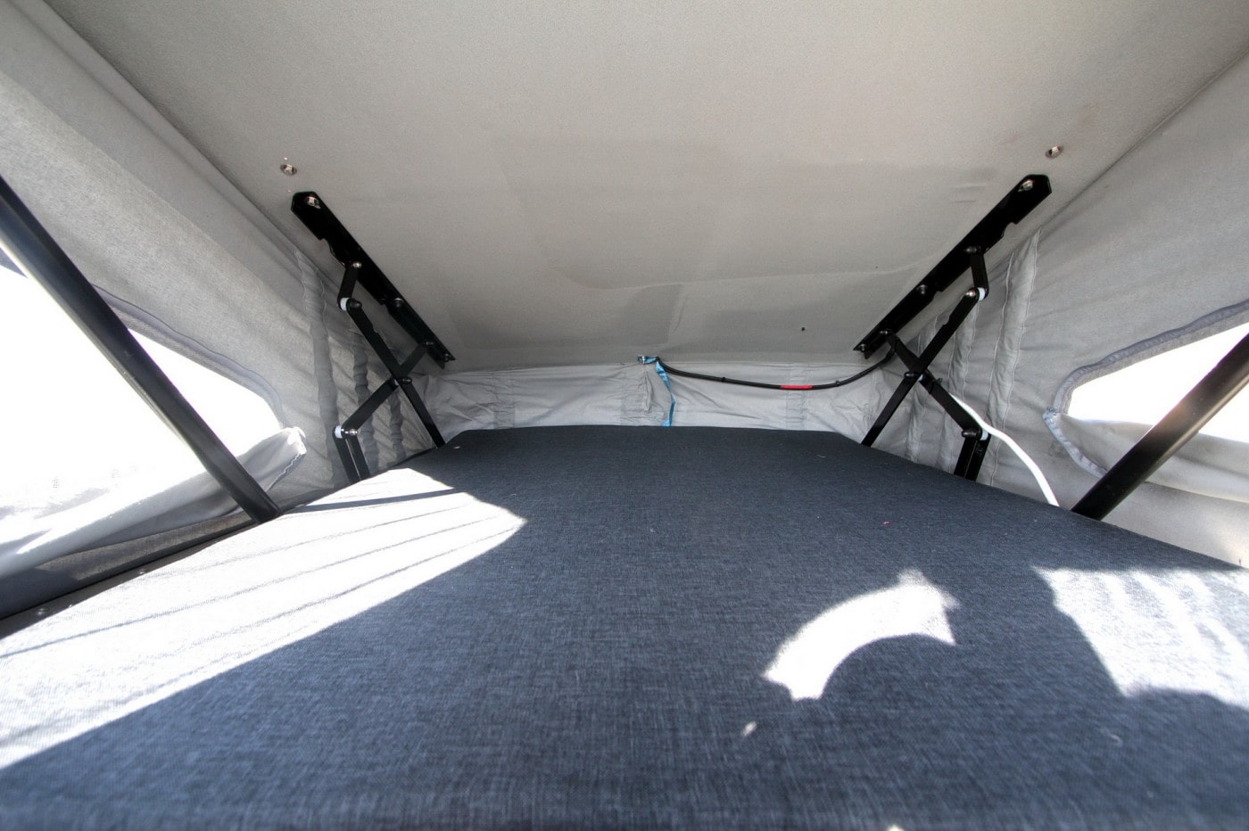Roof bed for 2 in Fiat micro camper
